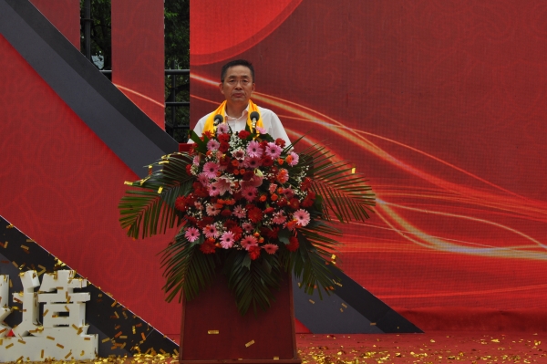 李總.jpg